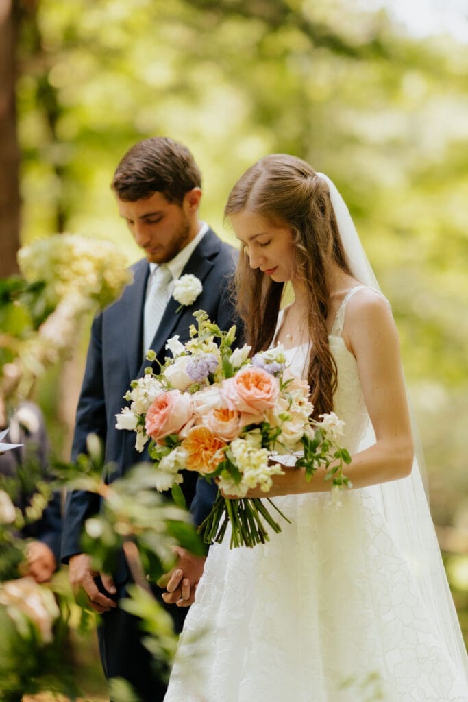 Dew Floristry summer wedding details