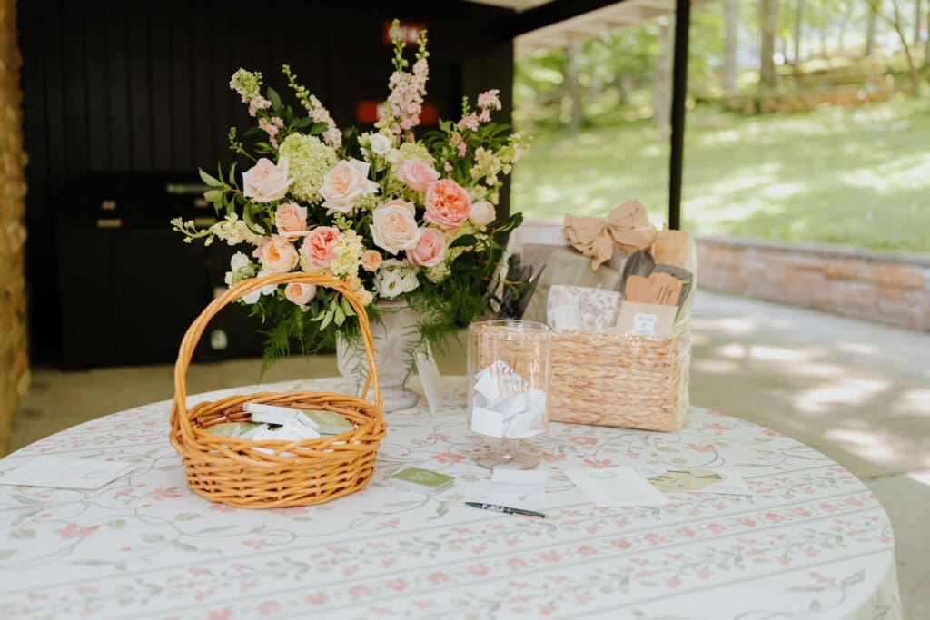 Dew Floristry summer wedding details