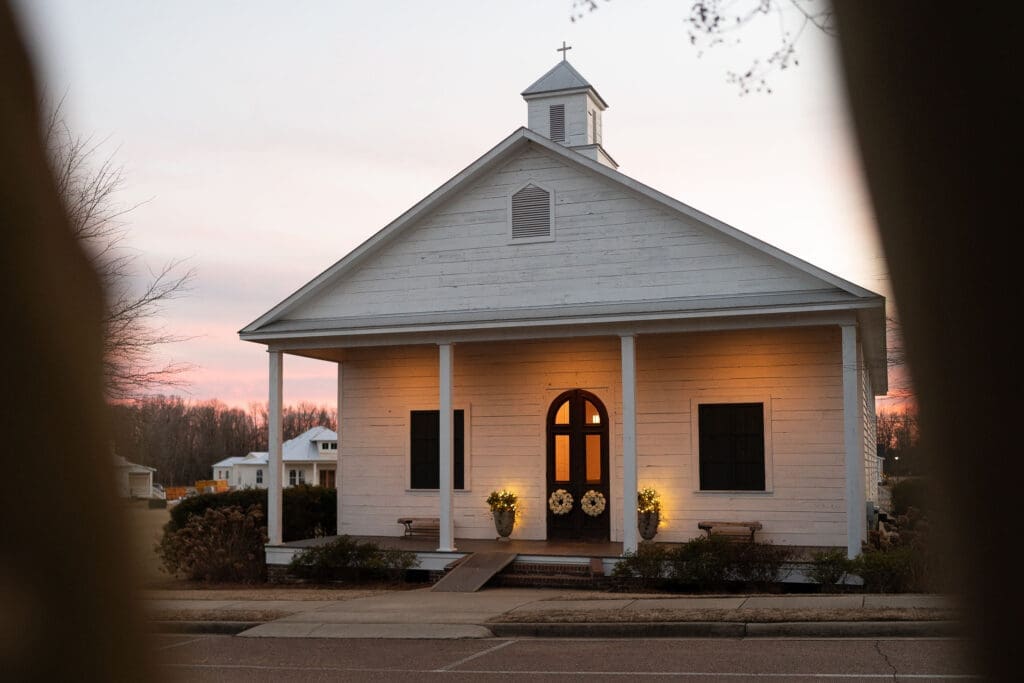 The Chapel at Plein Air: wedding at Plein Air in Taylor, MS